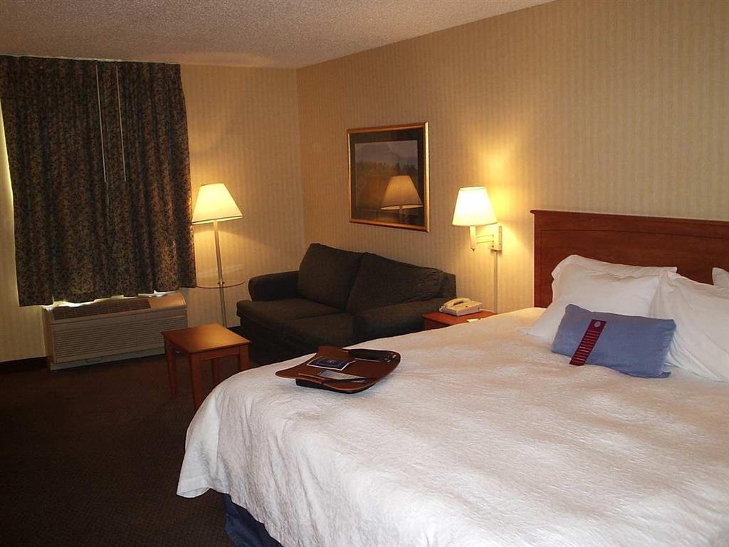 Hampton Inn Laporte La Porte Room photo