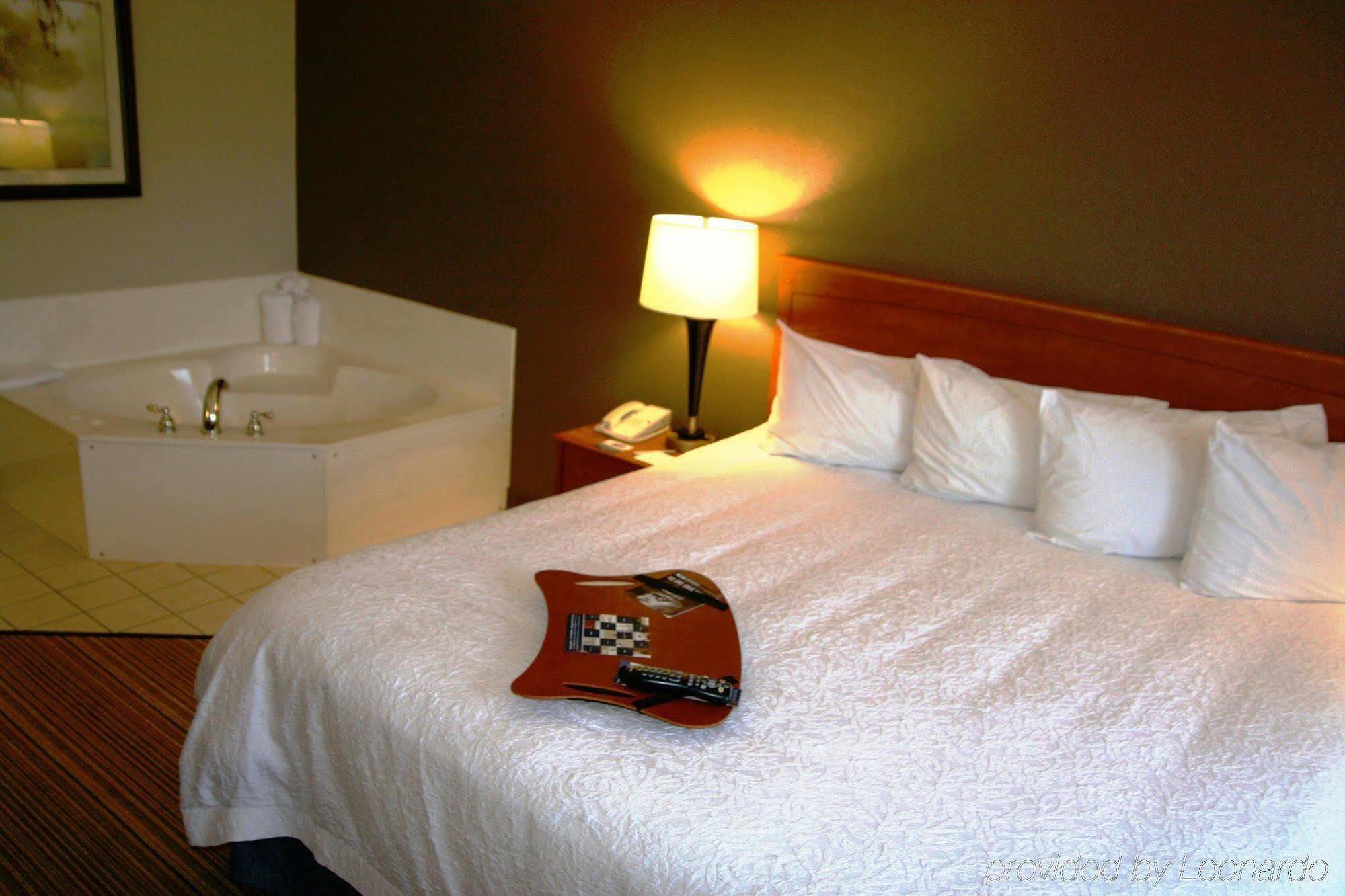 Hampton Inn Laporte La Porte Exterior photo